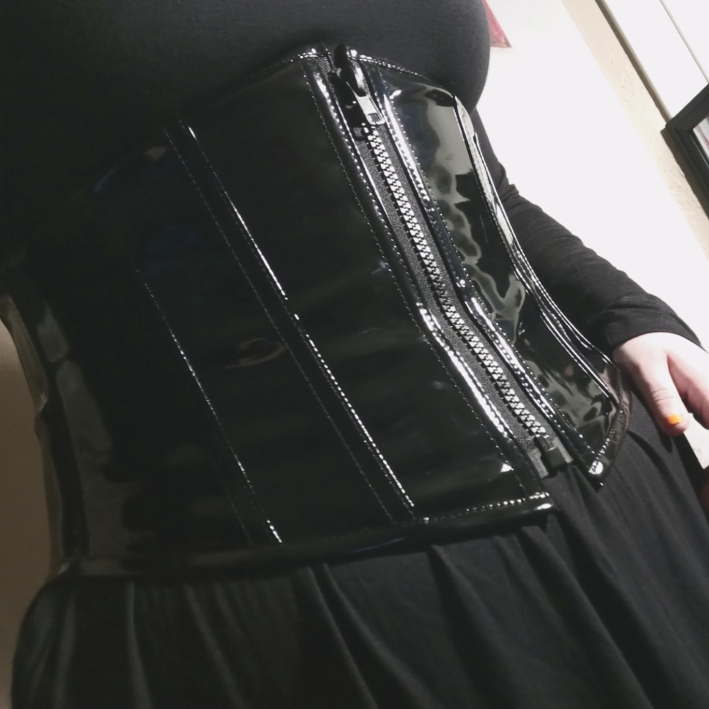 Camroon Black Underbust Corset With Bullet Hip Gore main image 1